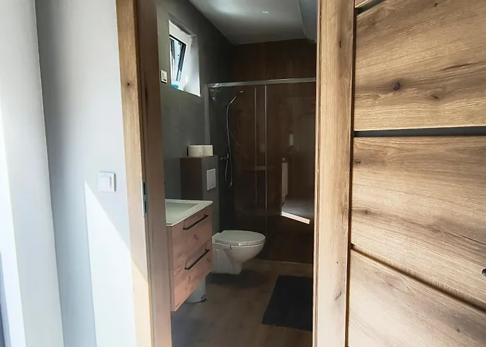 W Gorzewie Niedaleko Jeziora Biale * Гостынин