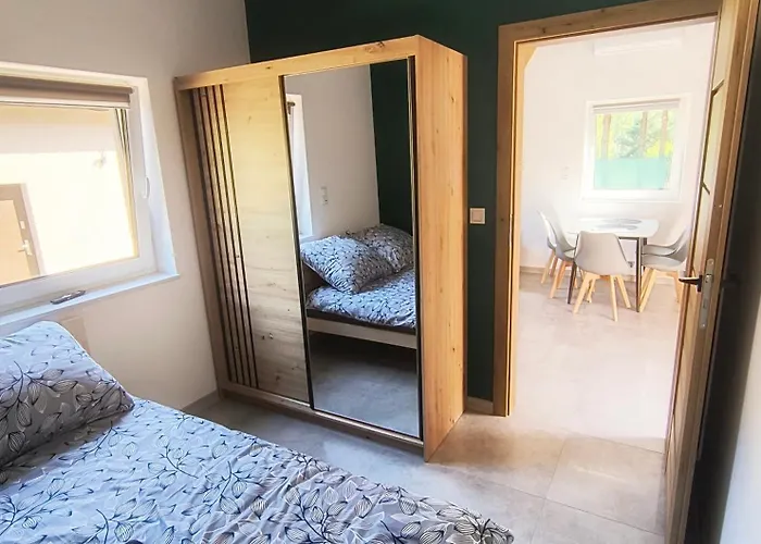 W Gorzewie Niedaleko Jeziora Biale *